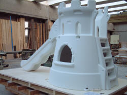 Modelli di design lavorati a CNC rifiniti manualmente e assemblati utilizzato per la fusione degli stampi rotazionali